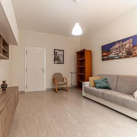 Vacanze Romane - Metro Teano & Wi-fi Apartamento *